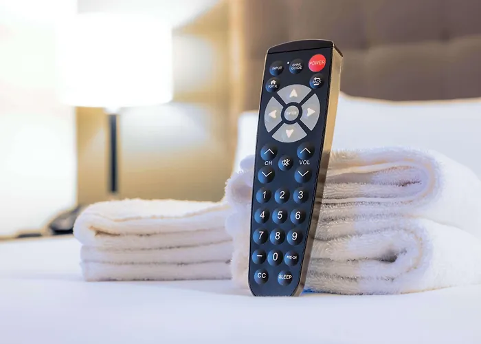 Drury Inn & Suites Louisville East